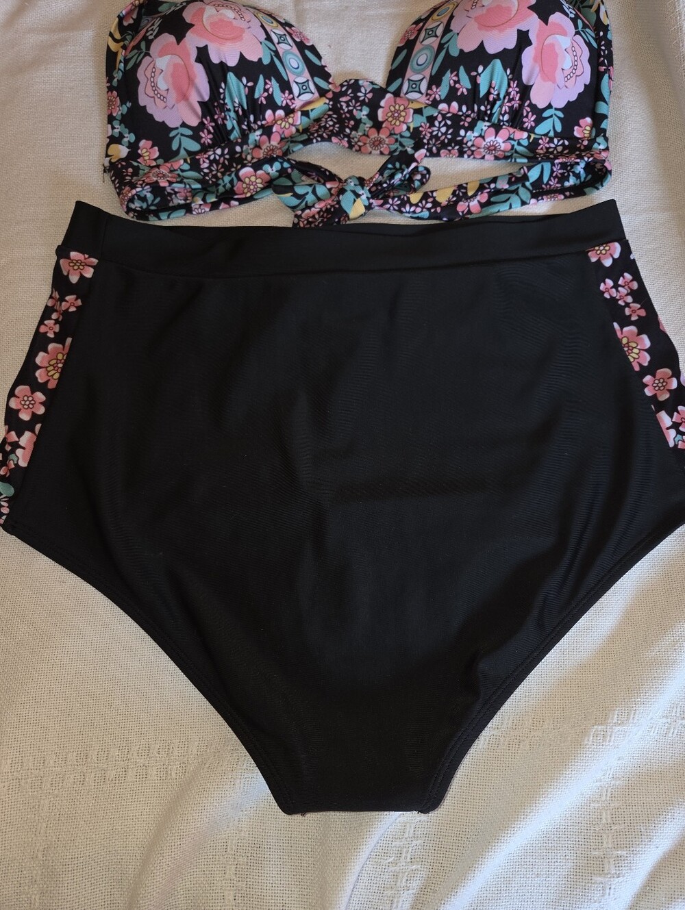 Floral Black High-Waist Bikini Set - Pink & Green Flowers - Picture 7 of 7